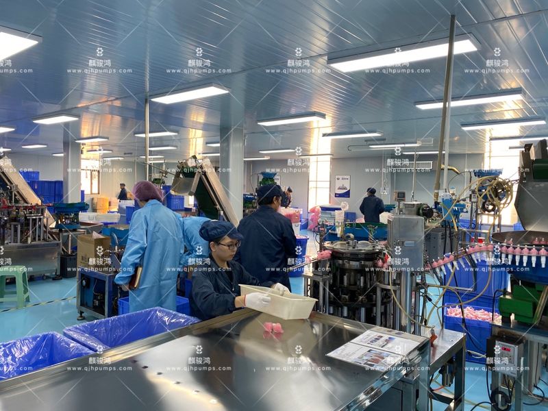 CHINA FOSHAN QIJUNHONG PLASTIC PRODUCTS MANUFACTORY CO.,LTD Perfil da companhia